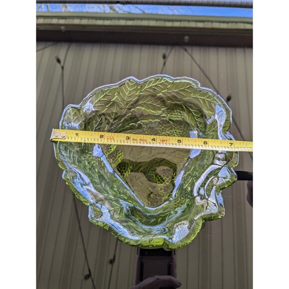 Vintage Indiana Glass Avocado Green Loganberry Leaf Pattern Candy Dish Bowl 7" - Picture 7 of 11